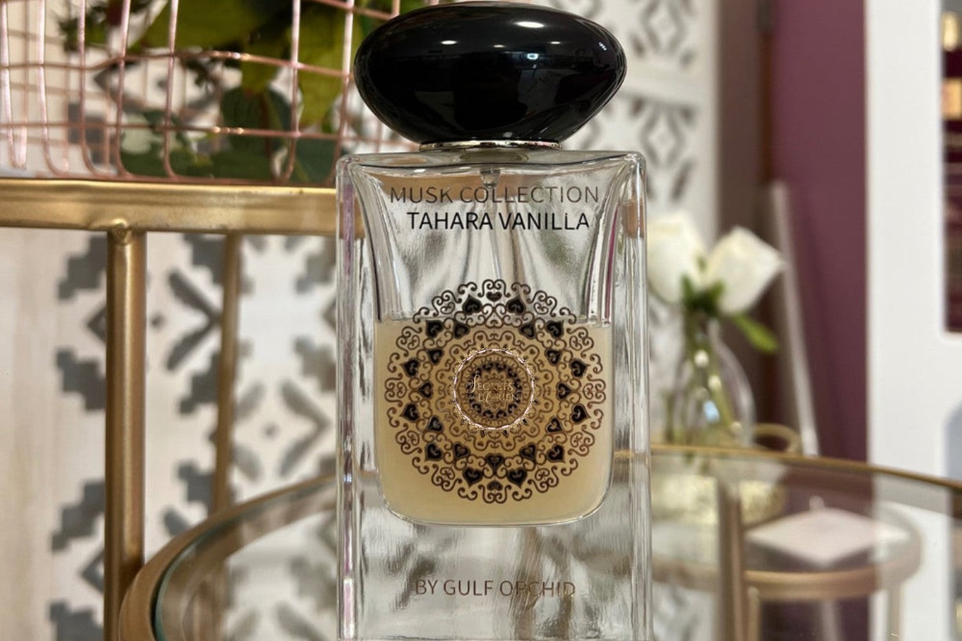 Qu’est-ce que le Musc Tahara ? Histoire et secrets d’un parfum unique